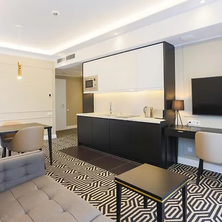 - Baltic Uzdrowiskowa 36-40