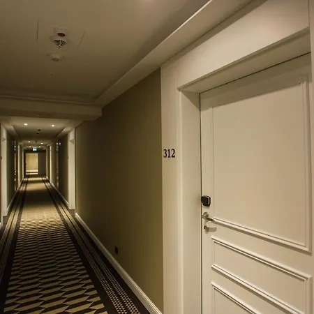 - Baltic Uzdrowiskowa 36-40