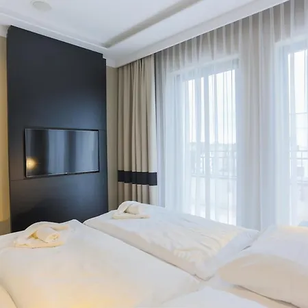 - Baltic Uzdrowiskowa 36-40 Świnoujście