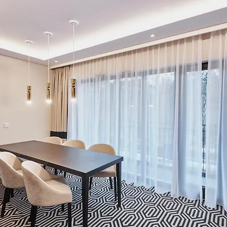 - Baltic Uzdrowiskowa 36-40