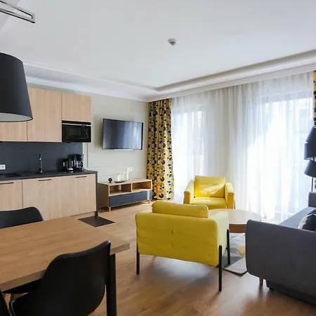 - Baltic Uzdrowiskowa 36-40 * Świnoujście (Swinemünde)